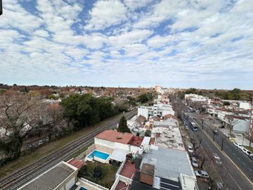 Venta Departamento, San Isidro -  con Cochera