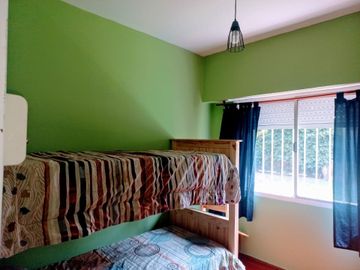 VENTA CASA QUINTA 5 AMBIENTES MERLO  PILETA