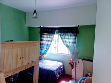 VENTA CASA QUINTA 5 AMBIENTES MERLO  PILETA