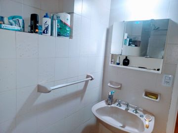 VENTA CASA QUINTA 5 AMBIENTES MERLO  PILETA