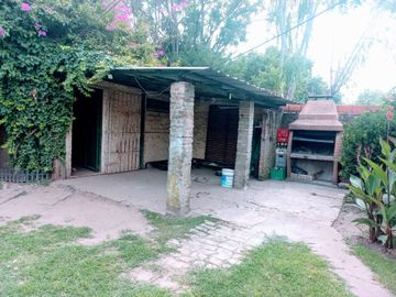 VENTA CASA QUINTA 5 AMBIENTES MERLO  PILETA
