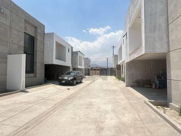 Casa en condominio en venta en San Miguel Zacango, Toluca, México