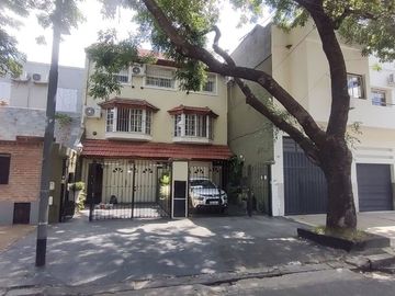 VENTA Casa tripex, 4 ambientes, en Villa Urquiza