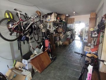 VENTA Casa tripex, 4 ambientes, en Villa Urquiza