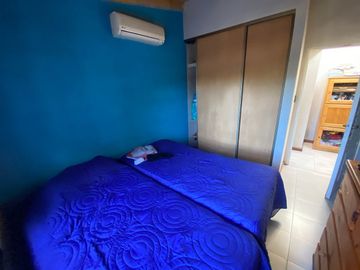 VENTA CASA 5 AMBIENTES LOMAS DE ZAMORA - PERMUTA