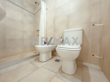 VENTA DEPARTAMENTO 2 DORM/COCHERA.ZONA CENTRO