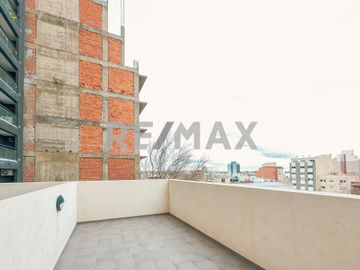 VENTA DEPARTAMENTO 2 DORM/COCHERA.ZONA CENTRO