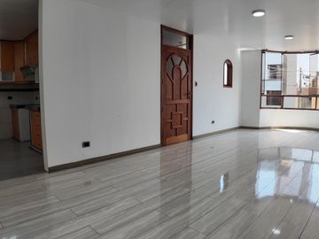 Departamento en Santiago de Surco
