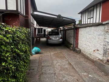 Casa en venta en LA REINA