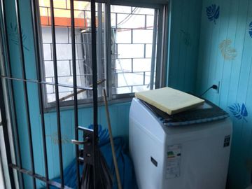 VENTA CASA  3 AMB EN BERNAL CON COCHERA DOBLE