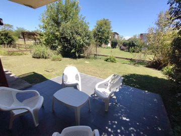 VENTA DEPTO 84 M2 2 DORM CALAMUCHITA. APTO CREDITO