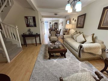 Casa en Venta en A metros de Unimarc , Tottus y Santa Isabel