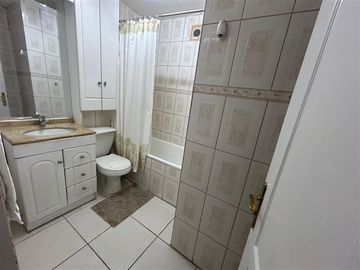 Casa en Venta en A metros de Unimarc , Tottus y Santa Isabel