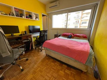 VENTA Caballito 4 ambientes,  Cochera y al Frente