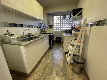 VENTA Caballito 4 ambientes,  Cochera y al Frente