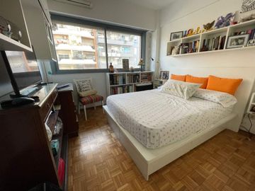 VENTA Caballito 4 ambientes,  Cochera y al Frente