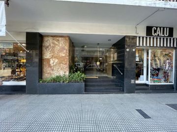 VENTA Caballito 4 ambientes,  Cochera y al Frente