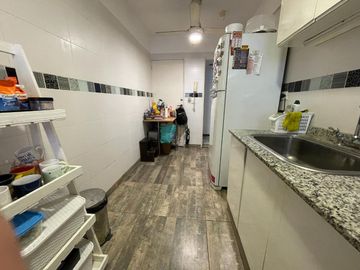 VENTA Caballito 4 ambientes,  Cochera y al Frente