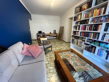 VENTA Caballito 4 ambientes,  Cochera y al Frente