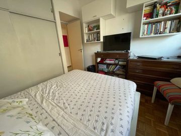 VENTA Caballito 4 ambientes,  Cochera y al Frente