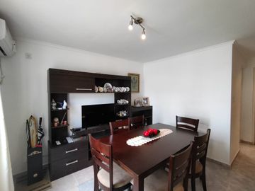 Venta Departamento 2 ambientes 100 metros del Mar