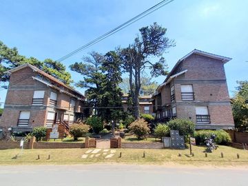 Departamento 3 ambientes con cochera Villa Gesell