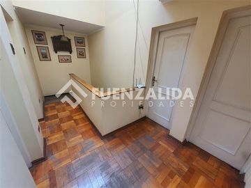 Casa en Venta en Av. Tobalaba
