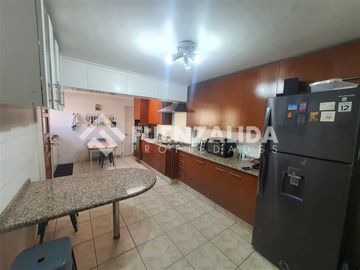 Casa en Venta en Av. Tobalaba