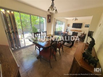 Casa en Venta en Av. Tobalaba