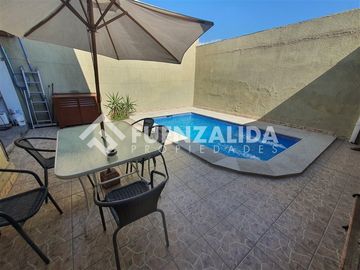 Casa en Venta en Av. Tobalaba