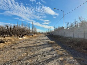 LOTE EN BARRIO LOS ALAMOS