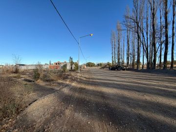 LOTE EN BARRIO LOS ALAMOS