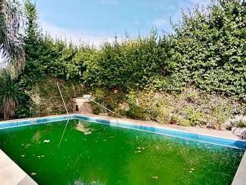 Increible casa 4 ambientes en Varela