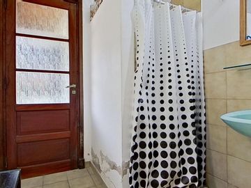 Increible casa 4 ambientes en Varela