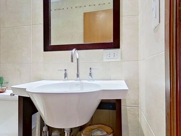 Increible casa 4 ambientes en Varela