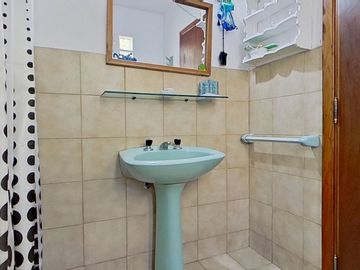 Increible casa 4 ambientes en Varela