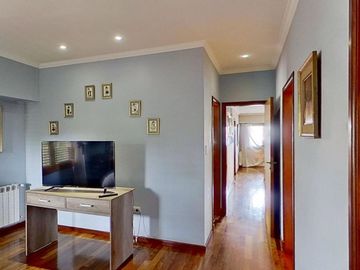 Increible casa 4 ambientes en Varela
