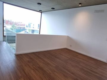 VENTA CASA 5AMB c/DEP LOTE INTERNO CARPINCHOS