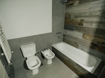 DEPARTAMENTO EN VENTA EN CABALLITO DE 4 AMBIENTES