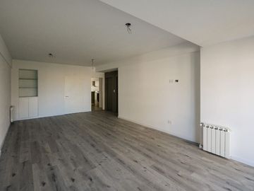 DEPARTAMENTO EN VENTA EN CABALLITO DE 4 AMBIENTES