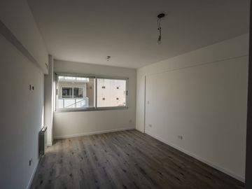 DEPARTAMENTO EN VENTA EN CABALLITO DE 4 AMBIENTES