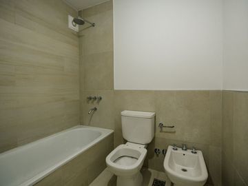 DEPARTAMENTO EN VENTA EN CABALLITO DE 4 AMBIENTES