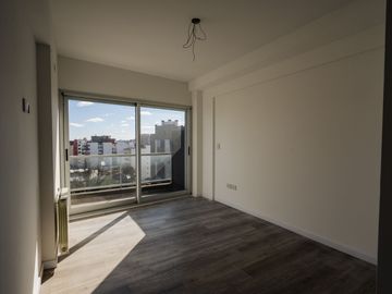 DEPARTAMENTO EN VENTA EN CABALLITO DE 4 AMBIENTES