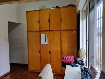 CASA MULTIFAMILIAR VENTA 4 AMB VILLA LUZURIAGA