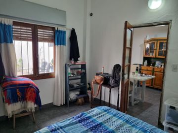 CASA MULTIFAMILIAR VENTA 4 AMB VILLA LUZURIAGA