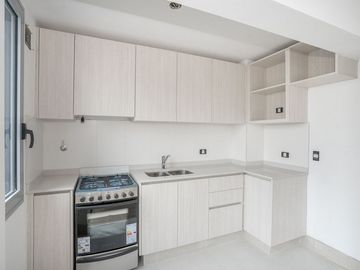 Venta Depto 2 amb con balcón a estrenar Belgrano