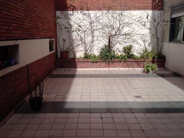 Venta PB 3 dormitorios + 2 Patios + Cochera