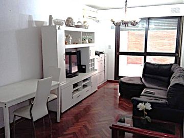 Venta PB 3 dormitorios + 2 Patios + Cochera