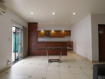 OPORTUNIDAD:PH 3 AMB + PATIO + BALCÓN SIN EXPENSAS