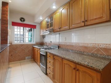 OPORTUNIDAD:PH 3 AMB + PATIO + BALCÓN SIN EXPENSAS